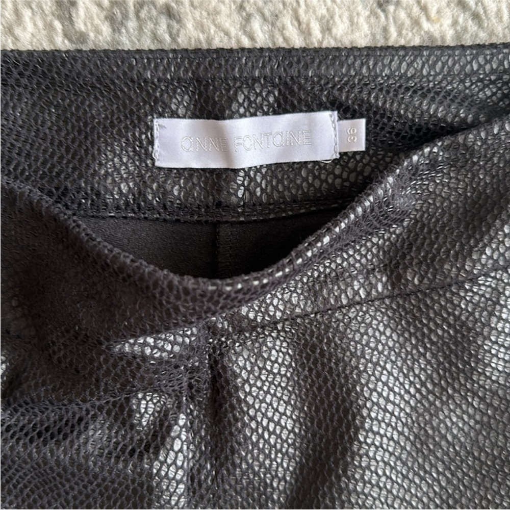 Anne Fontaine snakeskin knit leggings Size 36, S-M, 2-4 - Picture 4 of 12